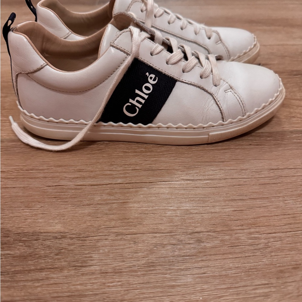 Chloé White Sneakers with Navy Accent